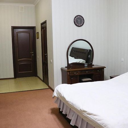 Hotel Botakoz Астана Екстер'єр фото