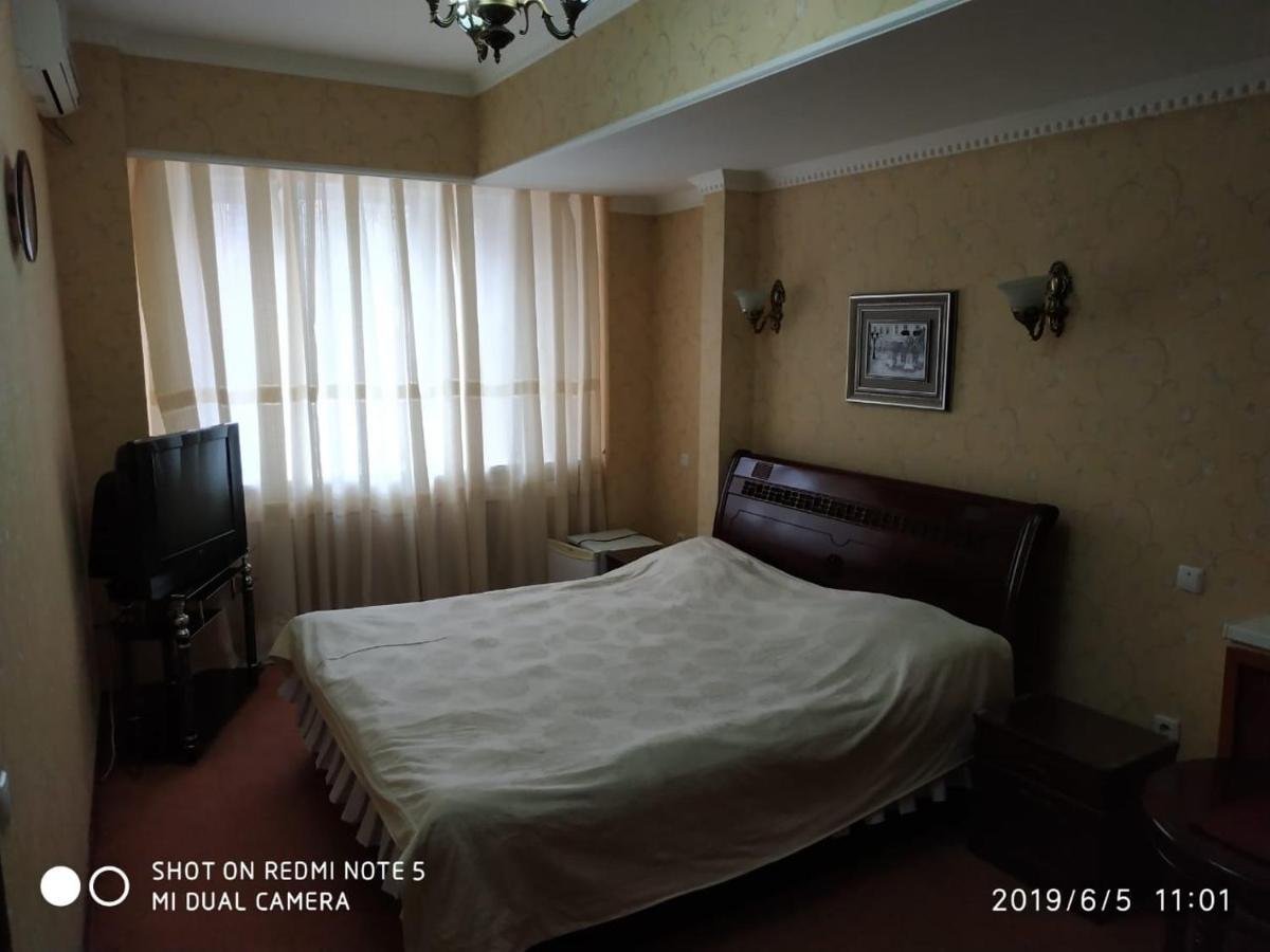 Hotel Botakoz Астана Екстер'єр фото