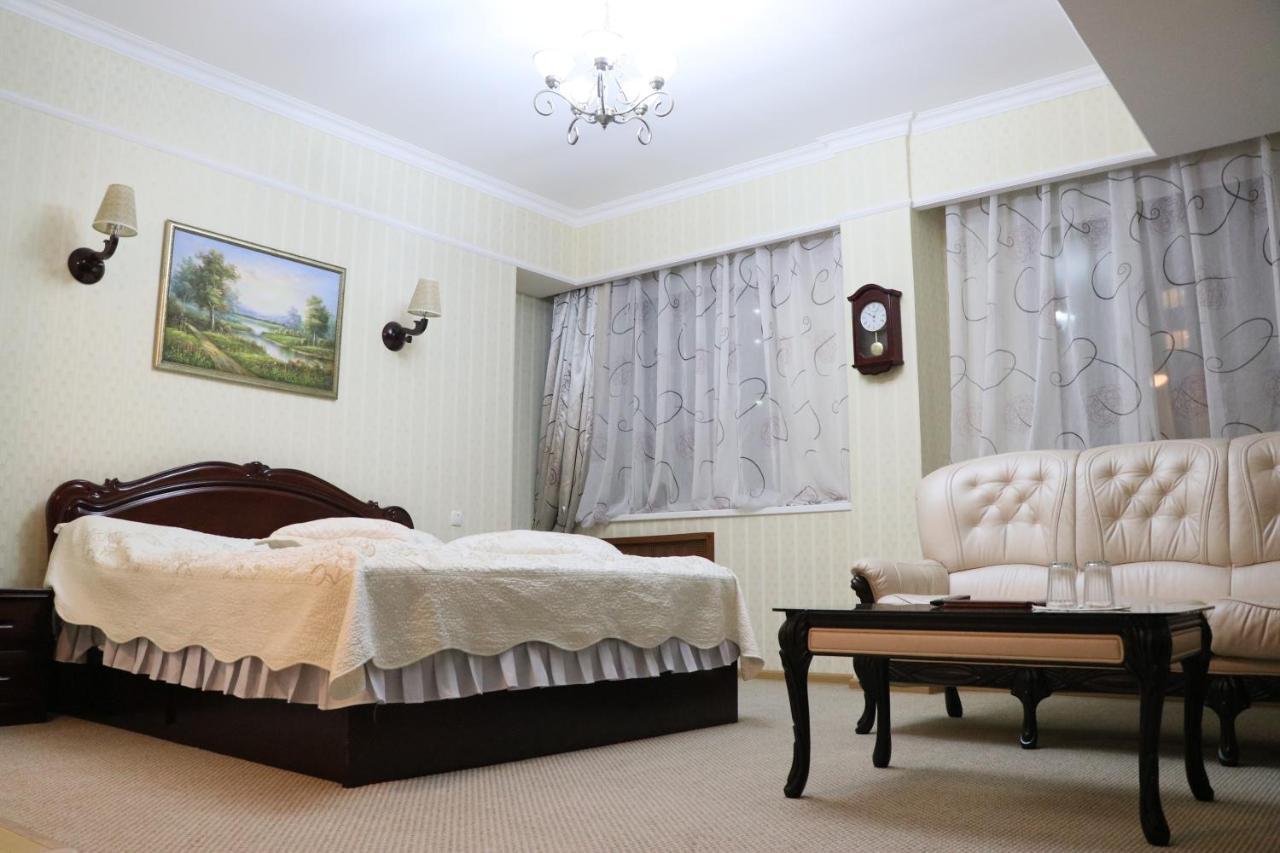 Hotel Botakoz Астана Екстер'єр фото