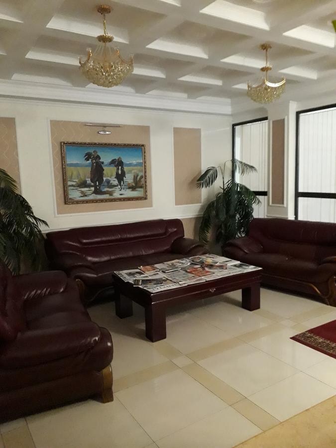 Hotel Botakoz Астана Екстер'єр фото
