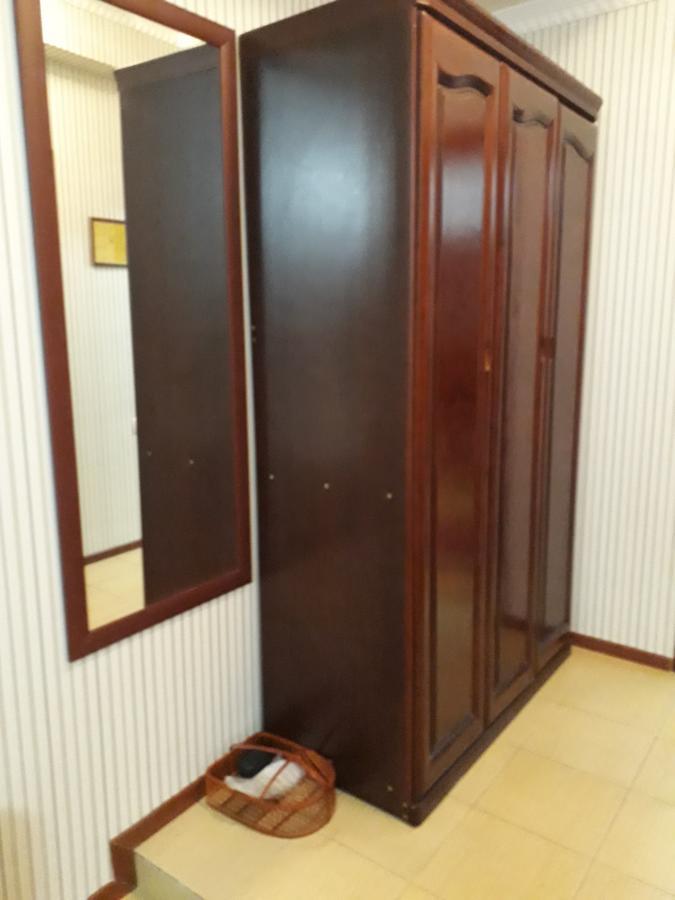 Hotel Botakoz Астана Екстер'єр фото